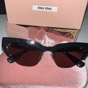 NIB Miu Miu cateye sunglasses